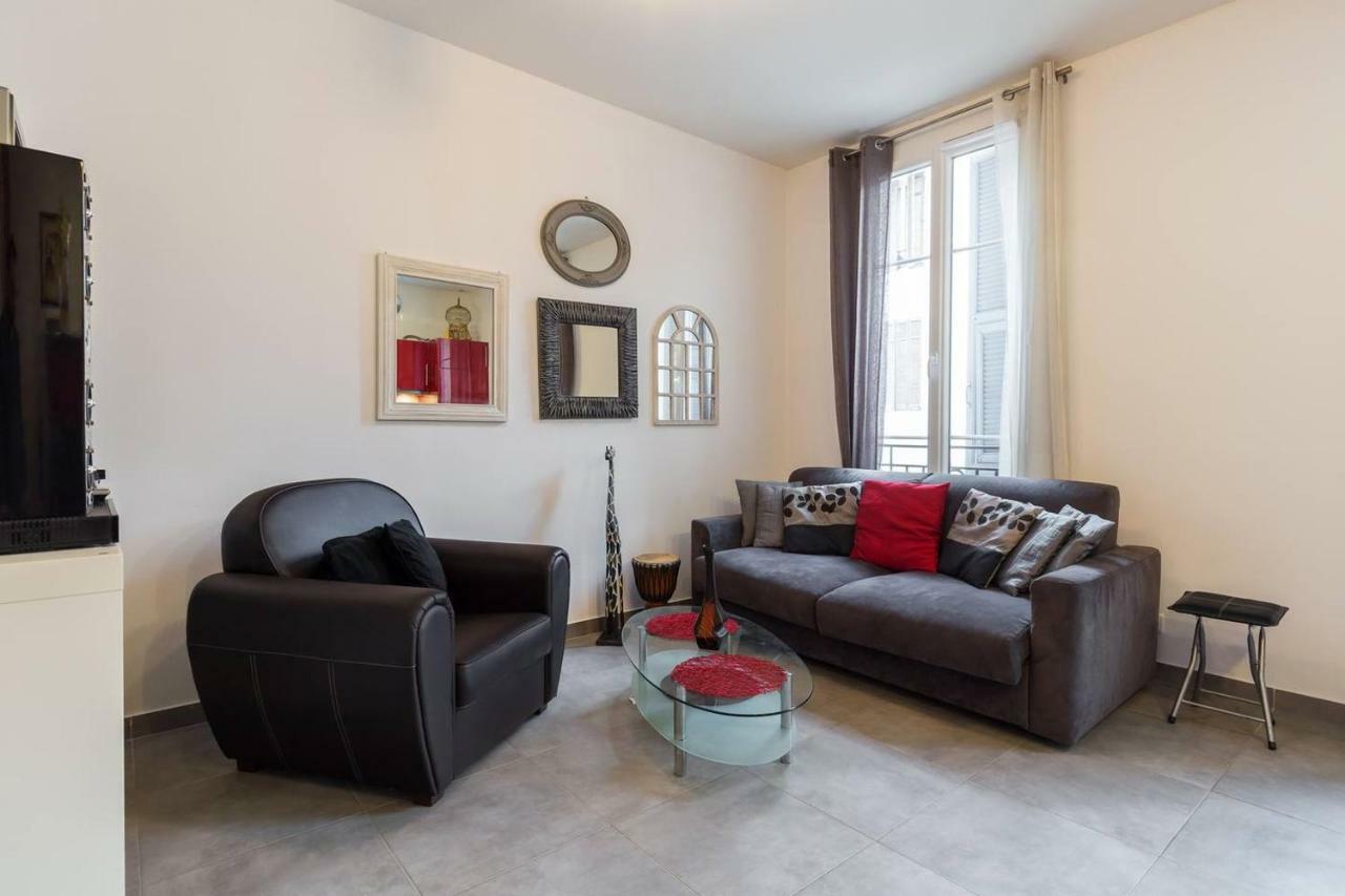 Stylish White And Red Apartments Juan-les-Pins Exterior foto
